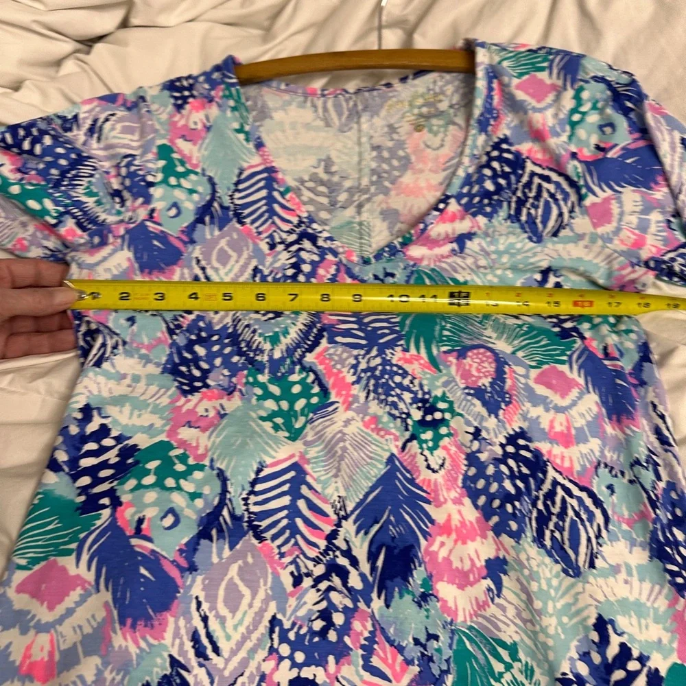 Lilly Pulitzer Beacon long-sleeve shift dress in the "Quill Out" Print. Size M - Picture 4 of 7